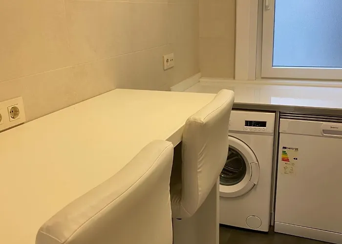 Apartment Piso Estacion De Tren -bus Soleado A Coruna